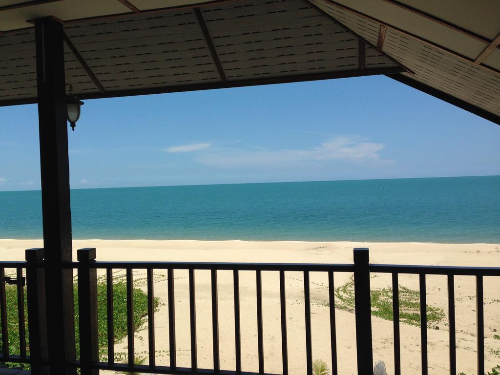 Sea Breeze House, Naiplao Beach Khanom Pokoj fotografie